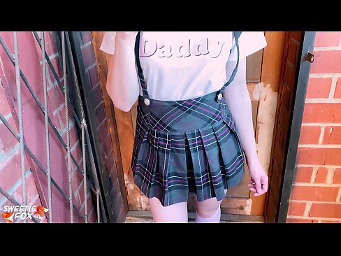 ❤️ Učenica duboko siše kurac i jebe umjesto nastave. ❤️❌ Analni video kod nas ❌