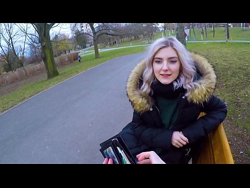 ❤️ Guta zgodnu spermu stranca za novac - pušenje u parku od Eve Elfie ❤️❌ Analni video kod nas ❌